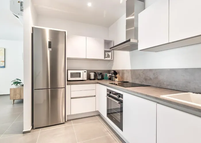 Jardines - Tabor 0-2 Pool View&garden 1b Palm-mar